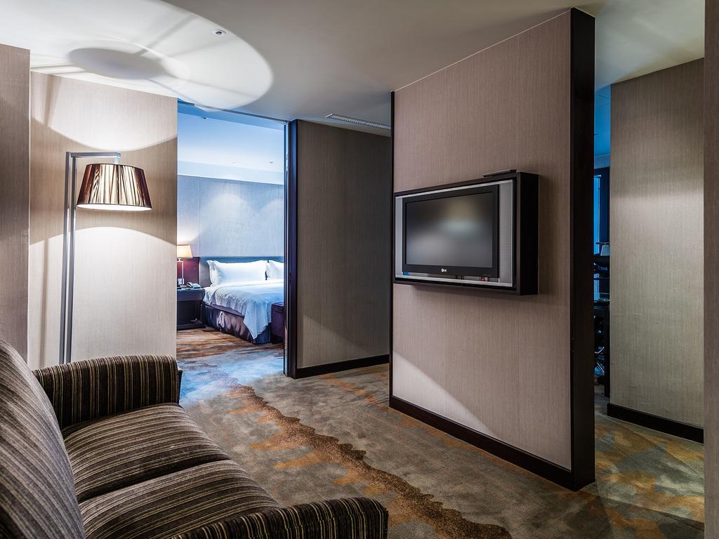 The Tango Taichung Hotell Exteriör bild