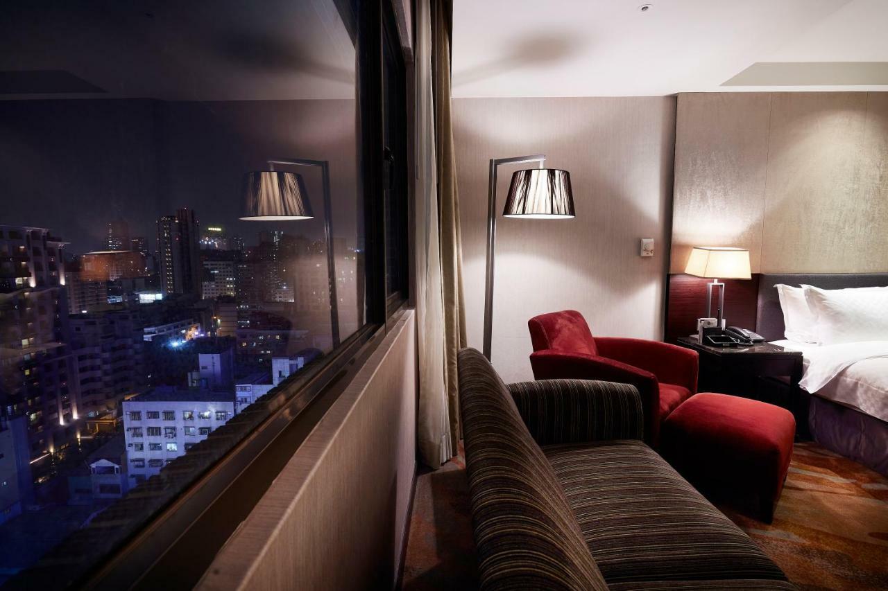 The Tango Taichung Hotell Exteriör bild